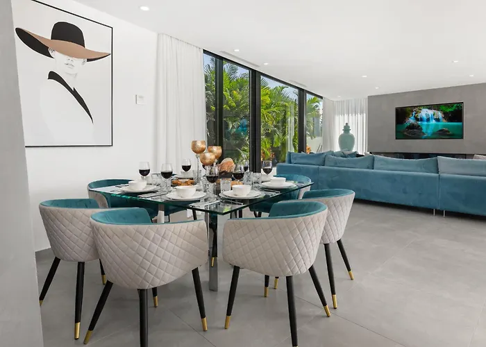 Karat Serendibida Costa Adeje (Tenerife)